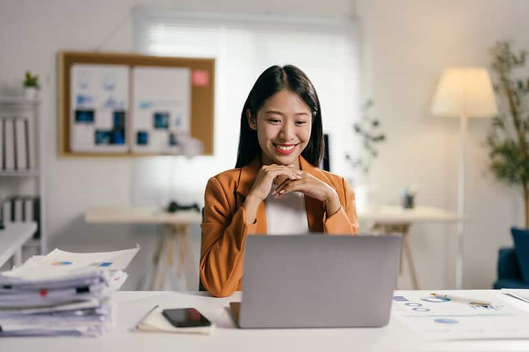 Virtual Remote Assistant Building Trust with Remote Clients: A Guide for Virtual Assistants