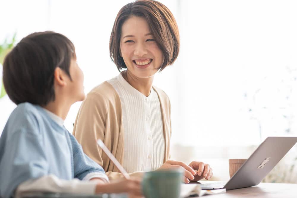Digital Inheritance: How Filipino Remote Workers Are Passing Online Skills to the Next Generation