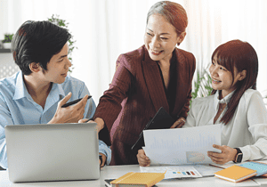 The Challenges and Rewards of Managing a Multi-generational Workforce